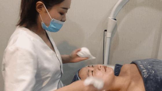 长见识了,西安这店只让脸大的妹子进?