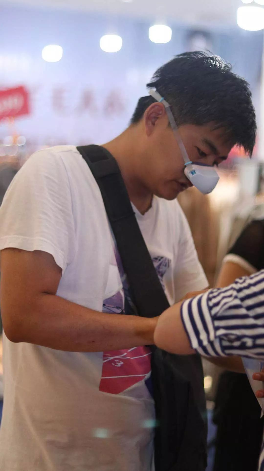 维多利摩尔城活动,维多利摩尔城突发事件