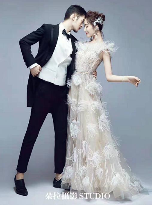 郑州婚纱照店朵拉摄影,郑州婚纱照朵拉摄影工作室