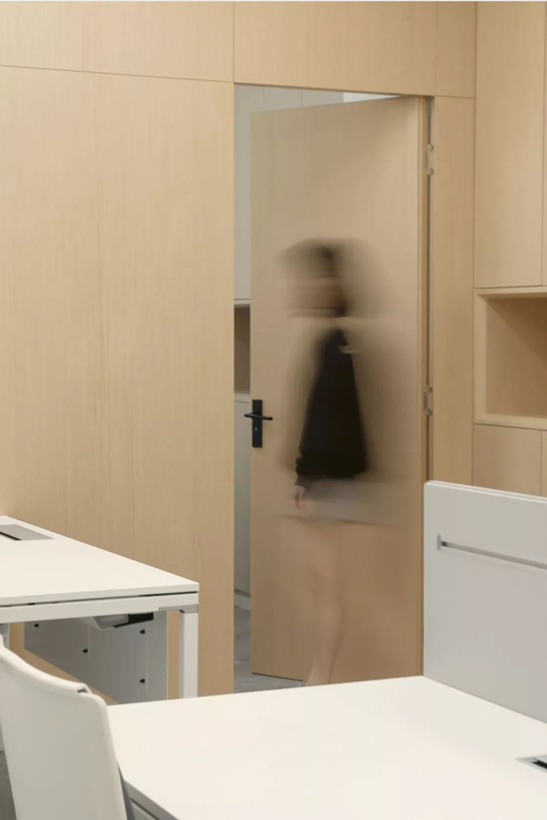 旧仓库改造女装,服装工作室改造效果图