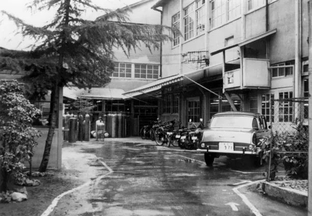 稻盛和夫拯救日航挣了多少,稻盛和夫破产到盈利