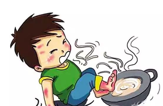 暑假刚刚过半,这家医院已收治39名意外受伤的孩子