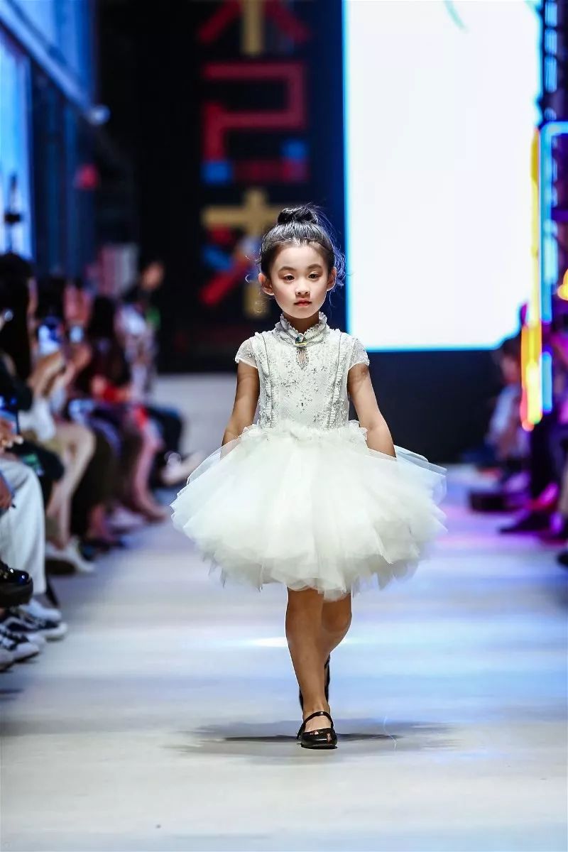 常发广场南京唯品会在几楼,常发广场唯品会