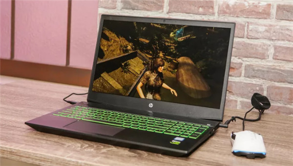 最佳廉价游戏笔记本电脑推荐：价格低于1000美元、表现出色