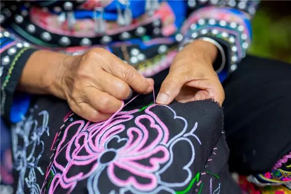 火把节独特的魅力,一年一度的火把节不能错过