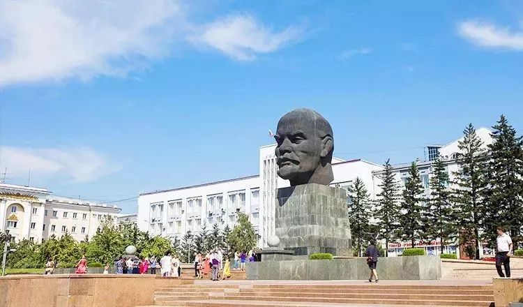 冬季去俄罗斯贝加尔湖看蓝冰自驾,自驾俄罗斯贝加尔湖攻略