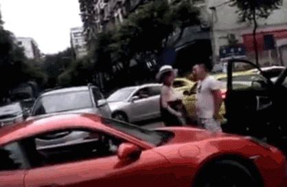 保时捷女车主老公被停职,保时捷女司机所长丈夫已被停职