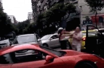 保时捷女车主老公被停职,保时捷女司机所长丈夫已被停职