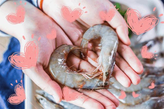 唉哟~~好凉快哟~~好大滴风哟~~~~呜呜喳喳的大风，吹的你们东倒西歪赶紧来点火锅续命