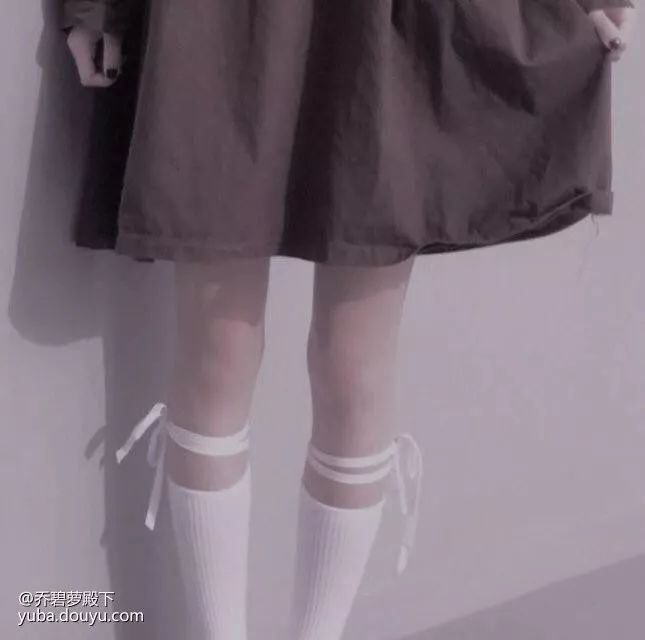 一露成名乔碧萝：她掀开了网红直播的最后一层遮羞布