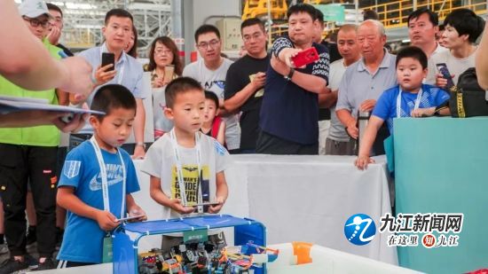 世界机器人大赛空中格斗赛,世界机器人擂台大赛