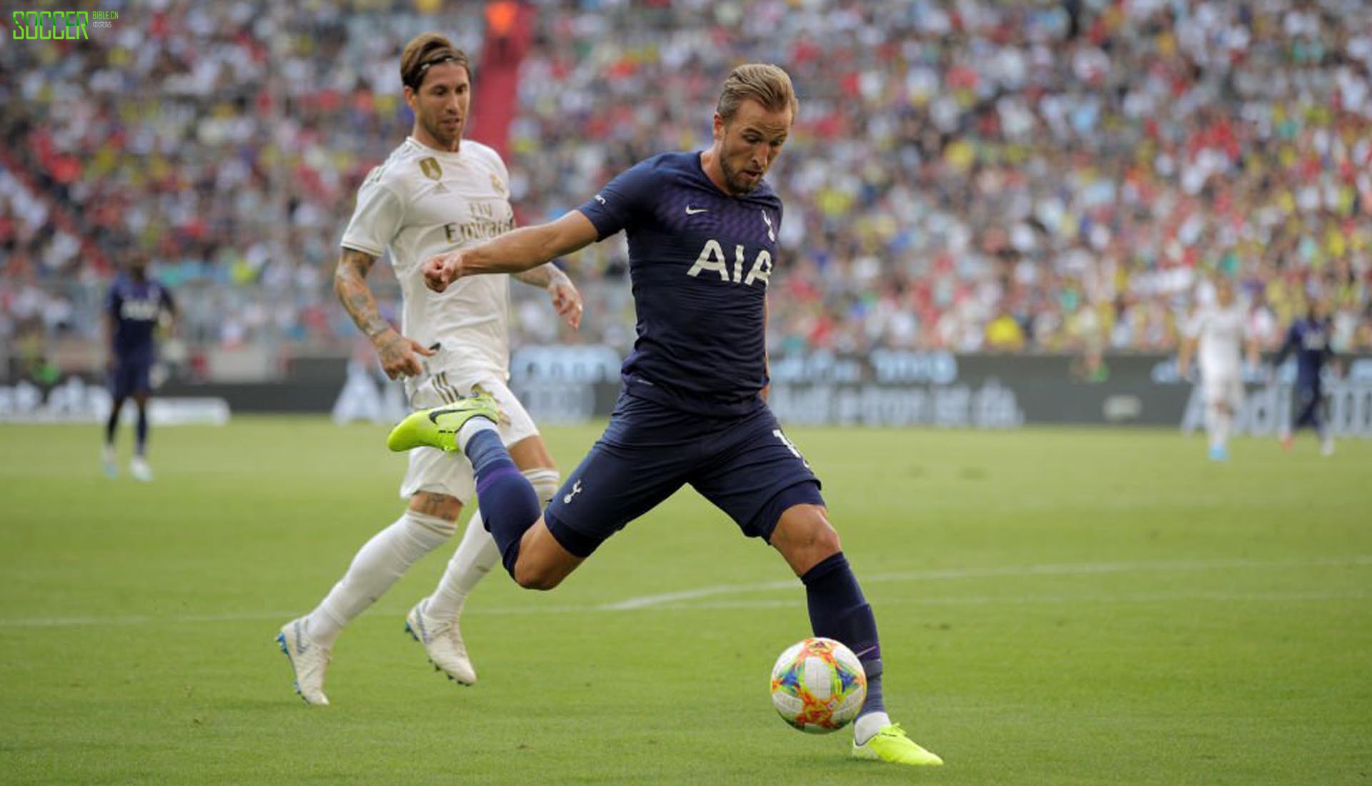 21-22英超曼城客场球衣,英超积分榜纽卡斯尔客场球衣