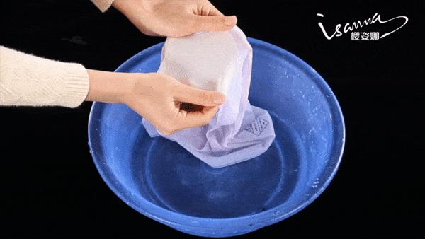 蚕丝牛仔裤夏日必备,适合冬天穿的蚕丝裤修身