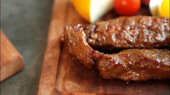 等了3年，这家神店终于开进东区，西餐+中餐+泰餐…1秒吃出国际感