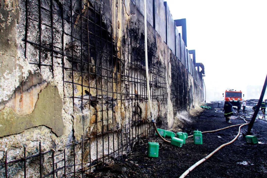 烈火英雄大连716大火事件,烈火英雄爆炸事故纪录片