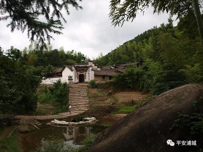 骞冲畨娴﹀煄鍓焊鍥剧墖,骞冲畨娴﹀煄