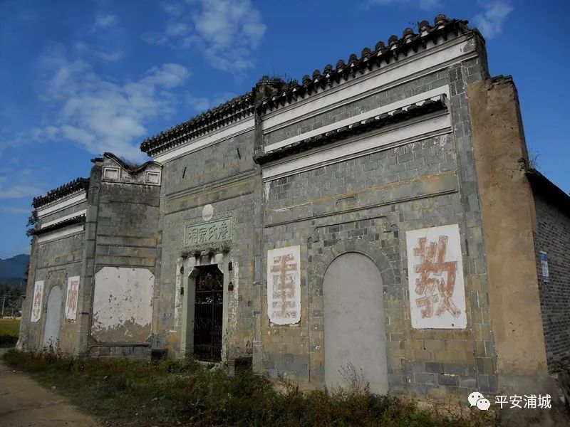 骞冲畨娴﹀煄鍓焊鍥剧墖,骞冲畨娴﹀煄