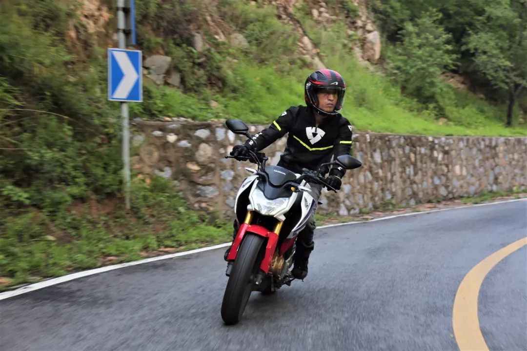 新大洲本田cbf190r与五羊本田cb190,cbf190r新大洲本田测评