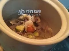 海底椰煲什么汤下奶,孕妇海底椰煲鸡汤做法