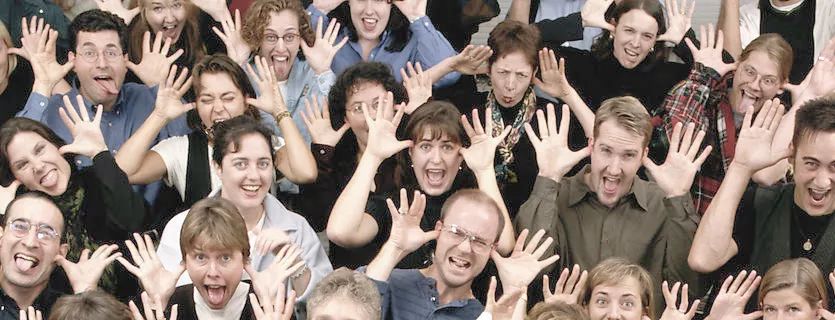 熬夜加班按摩,熬夜低头玩手机颈椎病