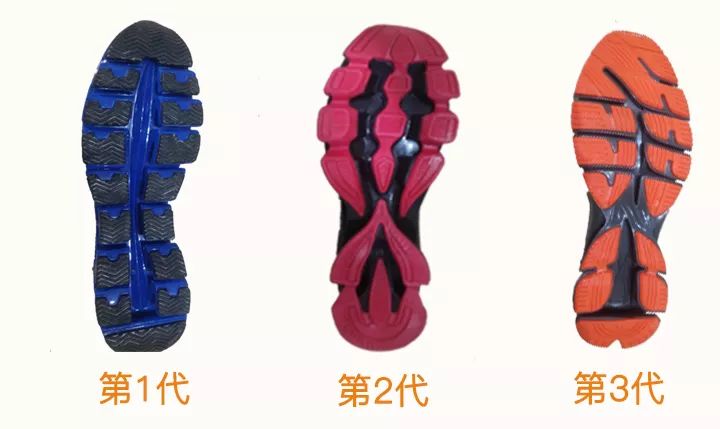 一双鞋竟装上28片“刀锋”弹簧？！穿上暴走跳跃，感觉能起飞了