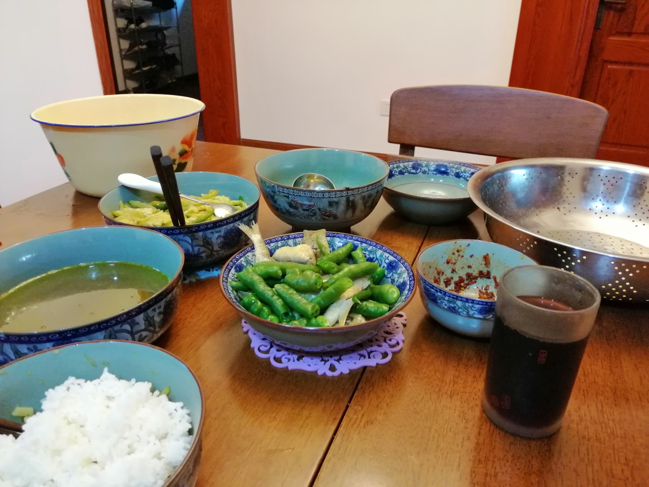 冷饭剩菜不为奇，百里奔袭只为快乐而渔