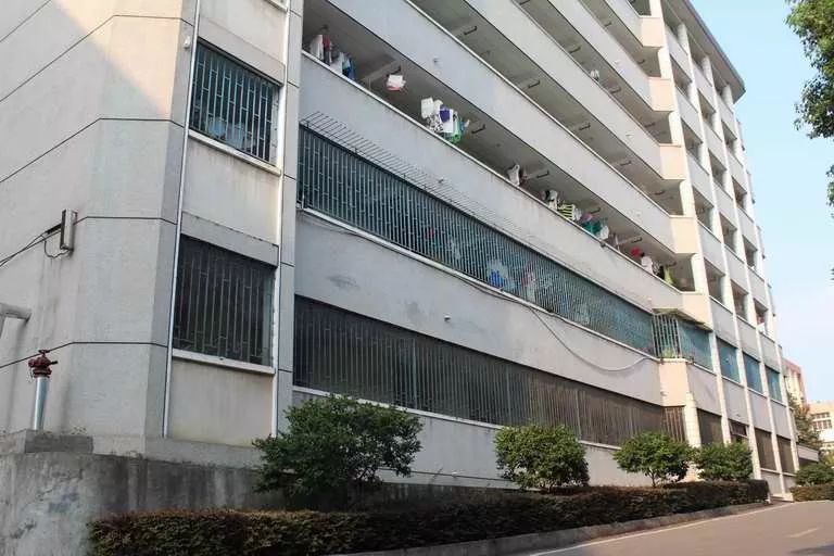 华中师范宿舍环境如何,华中师大本科生宿舍