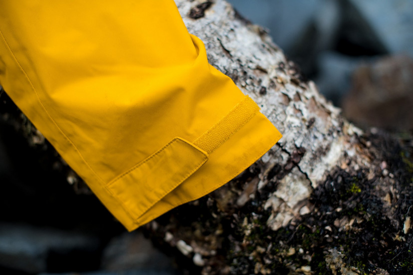 冲锋衣透气防水最好的是哪一款,2024年最火的冲锋衣防水防风透气