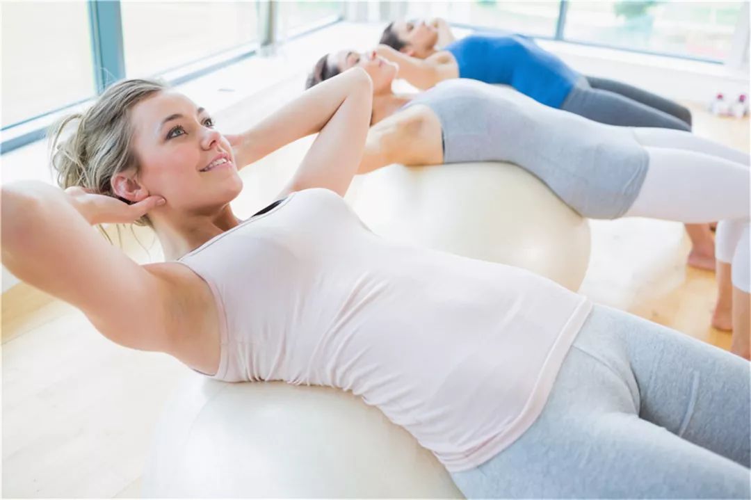 产后情绪容易失控是怎么回事,产后情绪容易暴躁容易失控