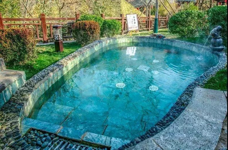 比“童言夫妇”更火爆的,可能只有鹿泉的TA们了!