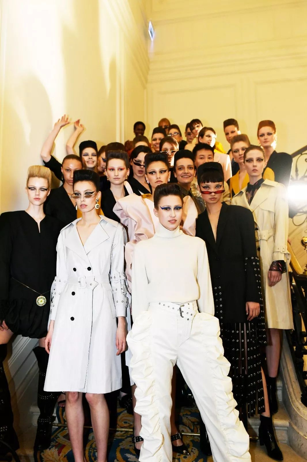 致敬工匠精神的奋斗者们 (于细微处见工匠精神)