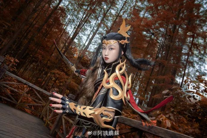 A爆的神刀大妹砸，这么帅气是犯规啊