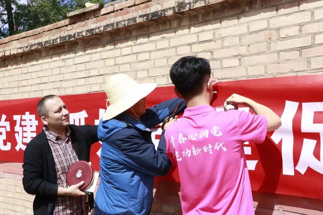 脱贫攻坚驻村队长回忆录,驻村工作队心系贫困群众