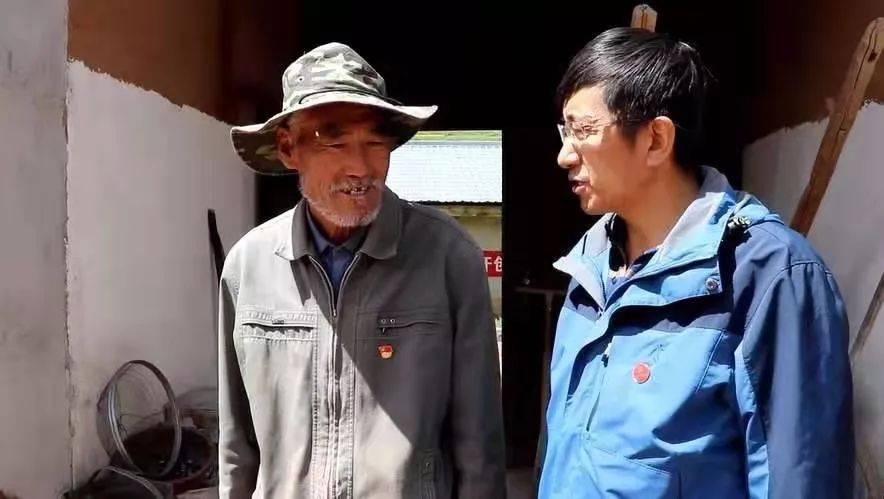 脱贫攻坚驻村队长回忆录,驻村工作队心系贫困群众