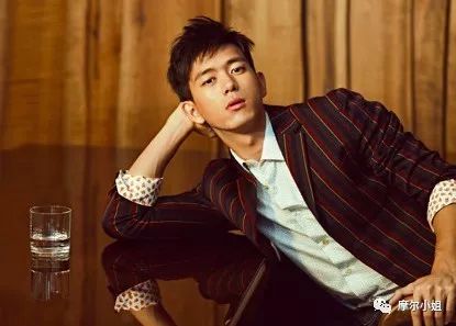 最想谈恋爱的男爱豆,最想恋爱的明星