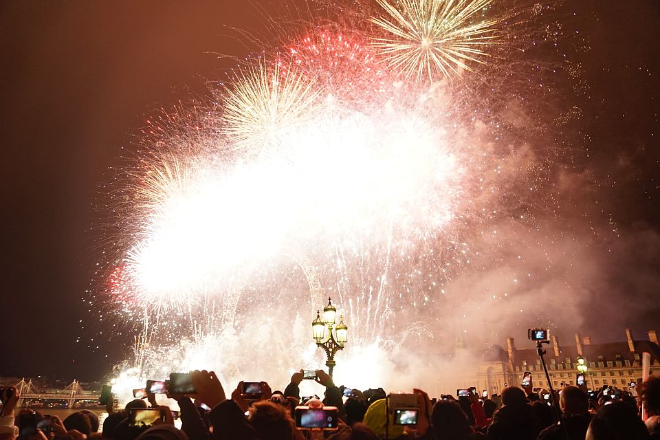 在买下并烧掉100w+积分后，我想告诉你的一些事