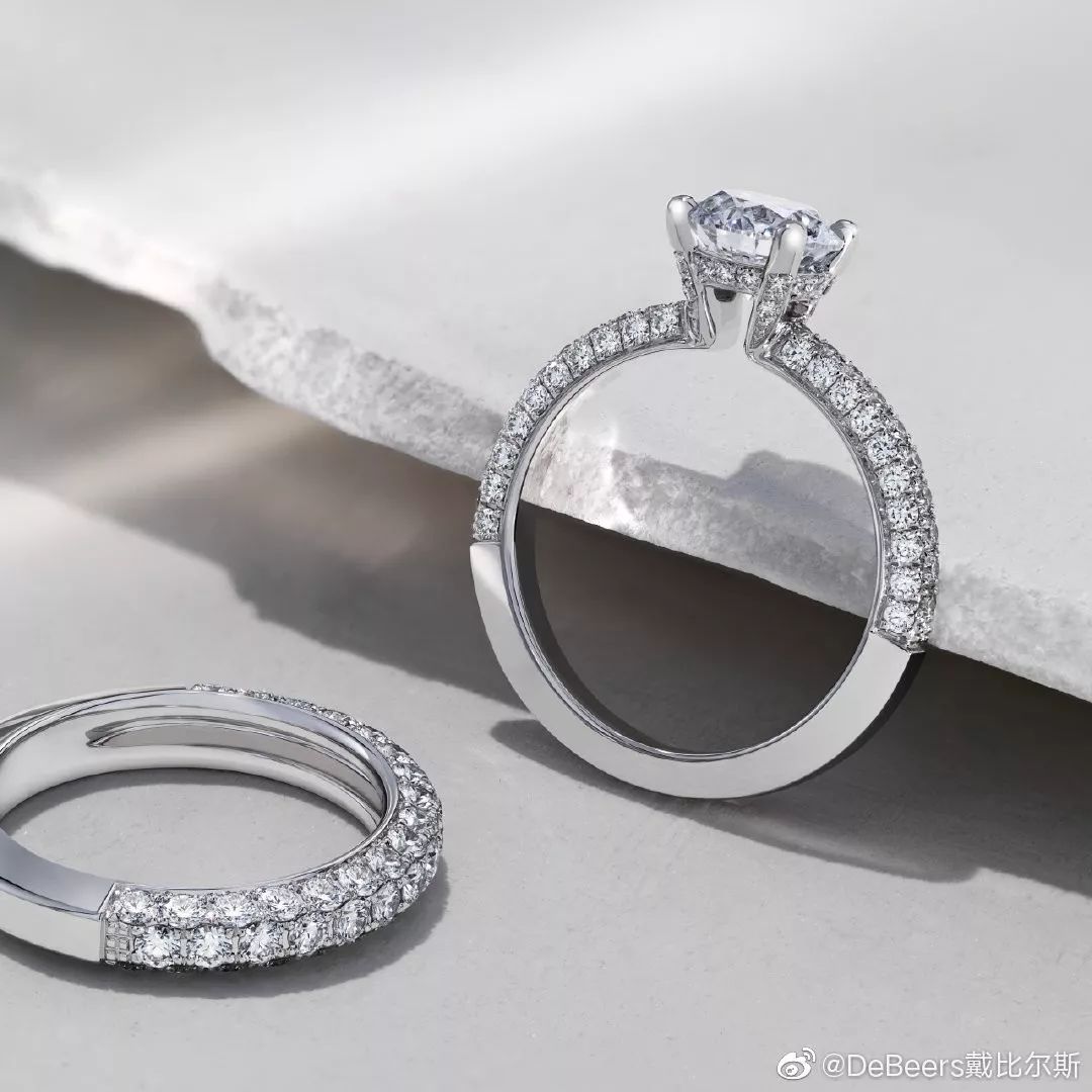 斯嘉丽戴的戒指,斯嘉丽钻戒