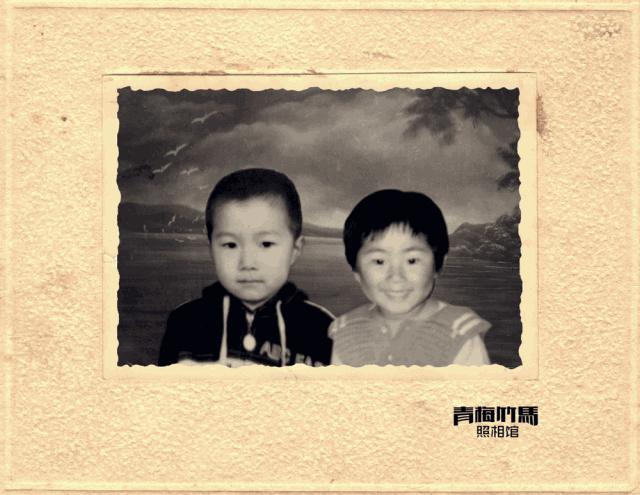 这150组情侣写完美诠释青梅竹马的爱情，网友直呼太可爱！