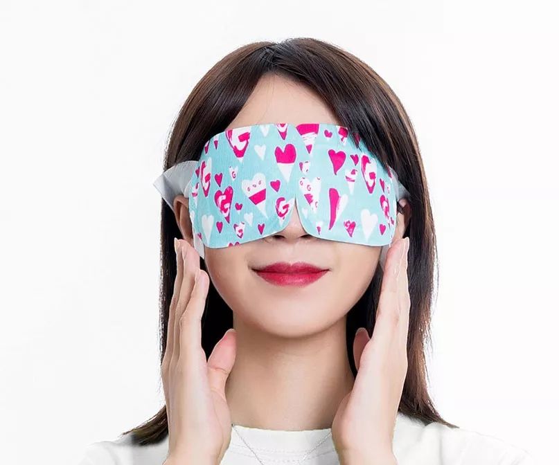 一条精选|日本人又出新招：蒸汽眼罩加了玻尿酸，舒缓干纹一级棒