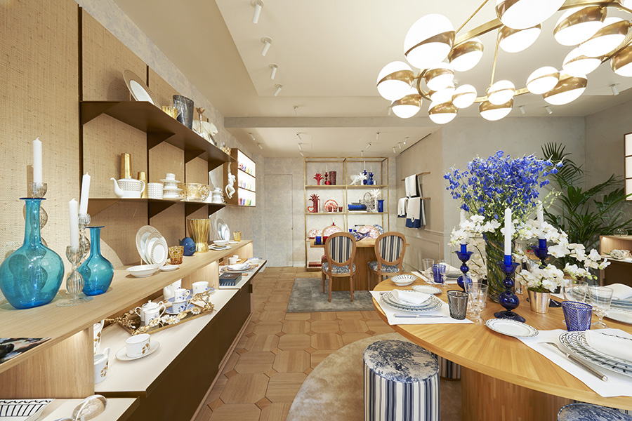 dior全球第一家门店,diormaison香水