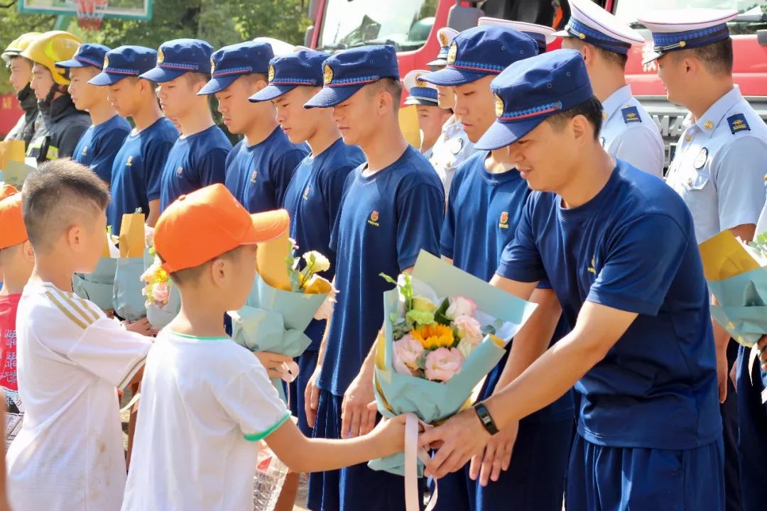 现实烈火英雄真实故事,烈火英雄背后的真实故事