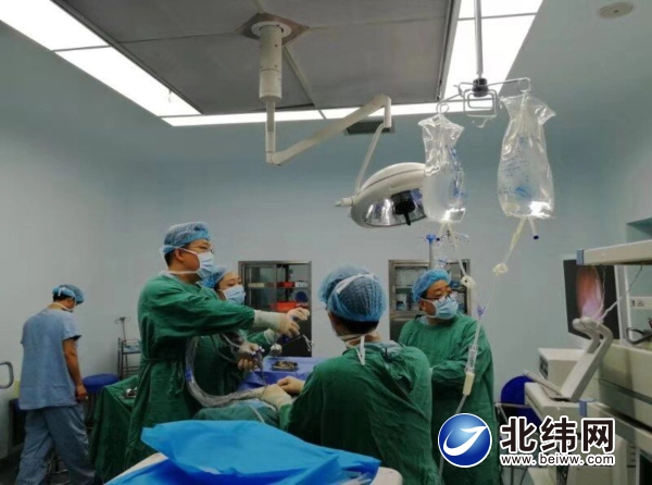 神经根型颈椎病钥匙孔减压术,钥匙孔手术治疗颈椎病