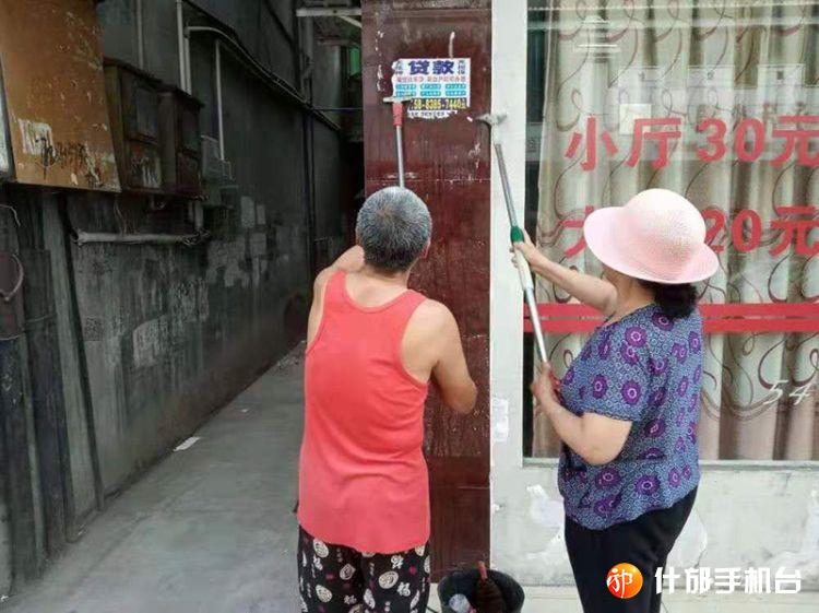 东街街道环境卫生综合整治工作,街道办事处扎实开展人居环境整治