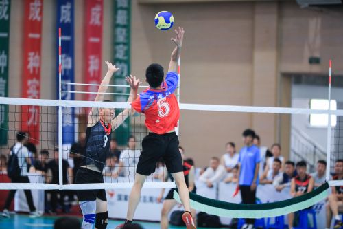 中国公开赛银川对大连,大连2023中国足球邀请赛