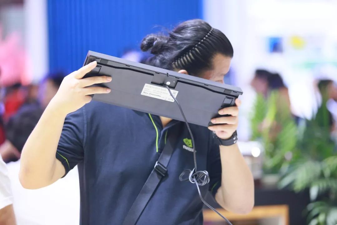 chinajoy最开始是游戏展吗,2018chinajoy笔记本