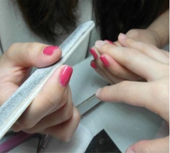 灰指甲美甲处理,灰指甲霉菌感染致癌