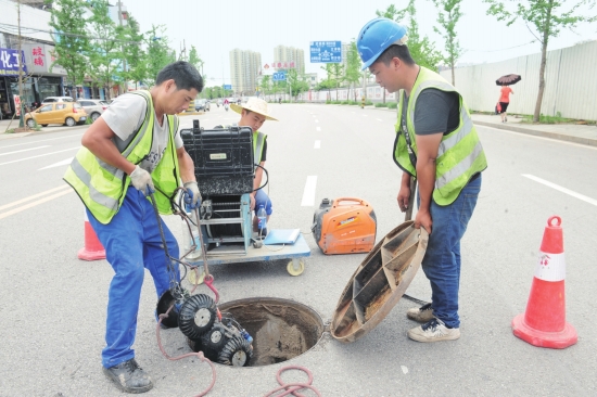 全面治理水环境荆州给3000公里地下管网做“肠镜”