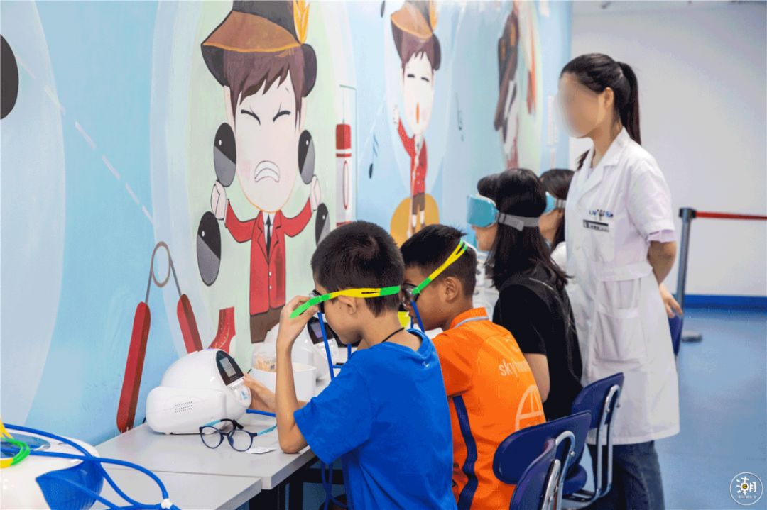 戴眼镜近视可以矫正吗,戴眼镜预防近视加深