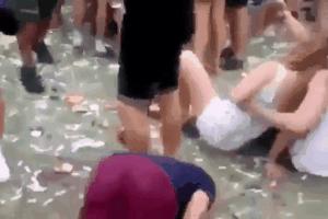 喝多后的几种表现搞笑,喝多了会怎样搞笑