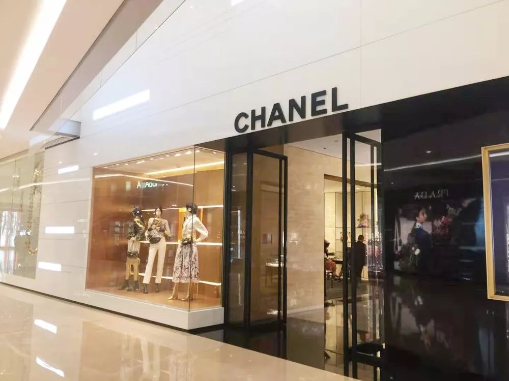 郑州二七广场对比成都,西安郑州同为新一线城市